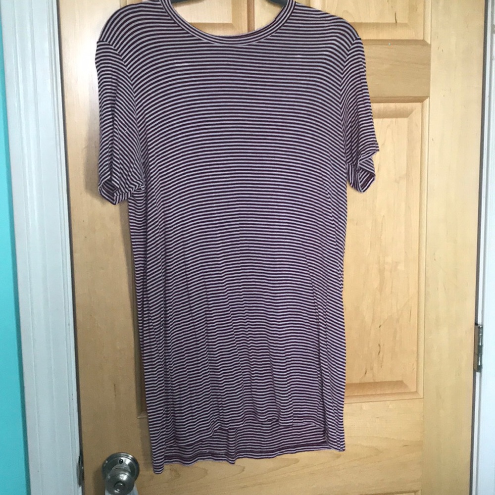BRANDY MELVILLE T-SHIRT DRESS